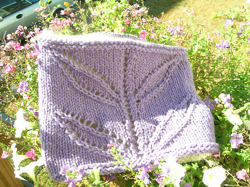 Ravelry: Leafmotif pattern by Susan Ashcroft