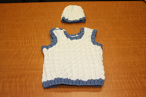 Baby Cabled Hat to go with Baby Cabled Vest photo 2