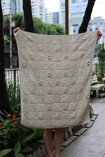 Solid-color sample shown for inspiration.
Yarn, hook size, and finished measurements may differ.