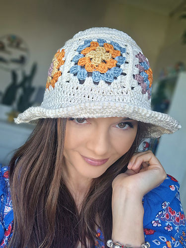 238-17  Crowning Rose Hat photo 2