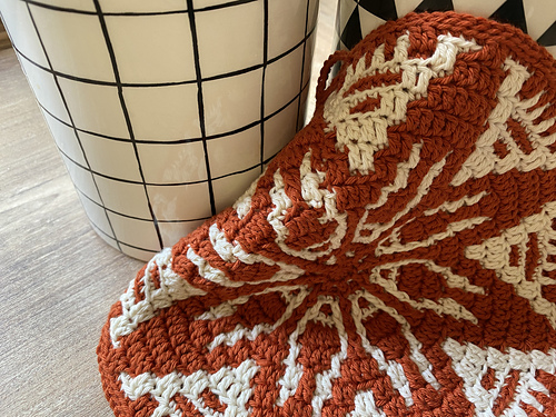 Lotti potholder photo 10