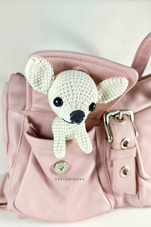 Crochet small dog to create perfect gifts.