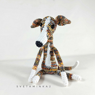 Original design - keeps all the iconic traits of sighthounds.