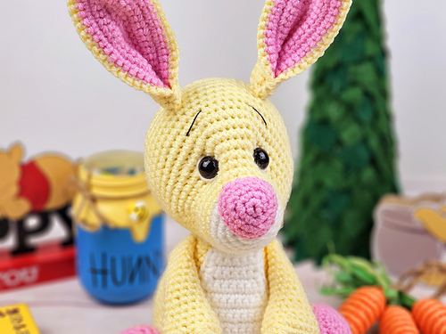 Ravelry: rabbit pattern by Carolyne Brodie