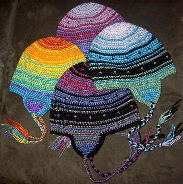 Ravelry Variegated Diamonds Hat pattern by Sylver Santika