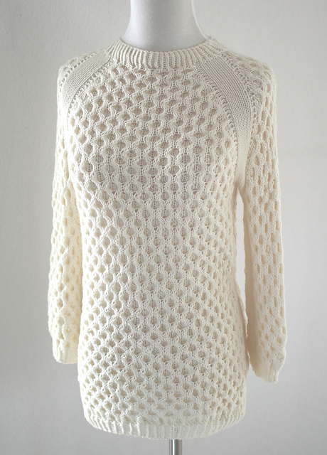 Ravelry: QUEEN BEE sweater pattern by 