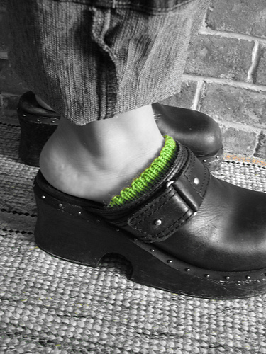 keep the feet photo 2