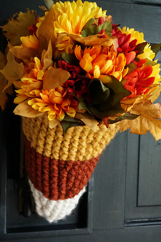 Candy Corn Door Basket photo 4