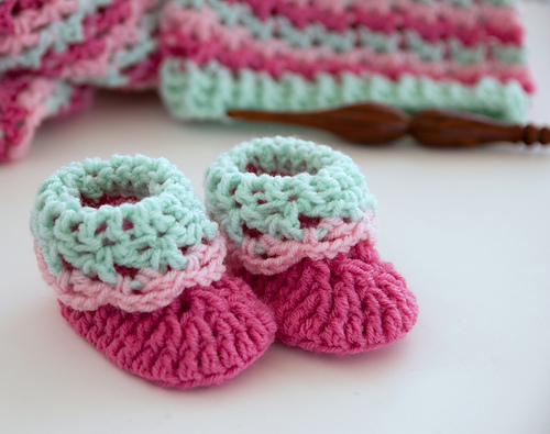 Loopy Love Newborn Baby Booties photo 2