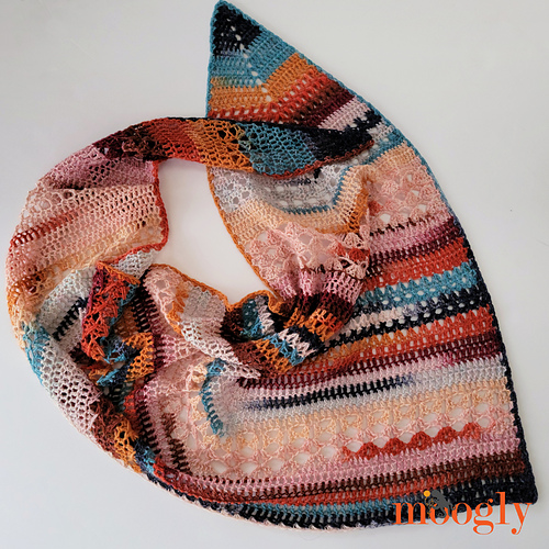 Sideways Sampler Shawl photo 7