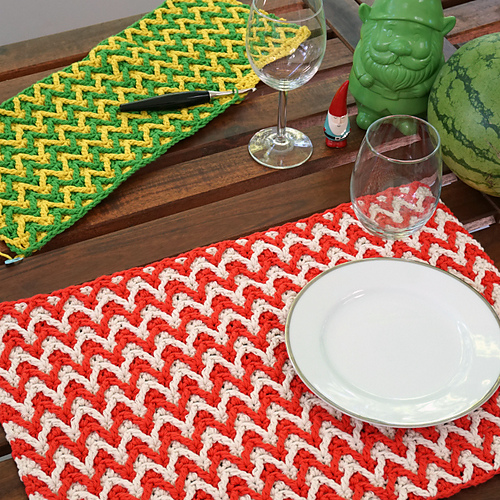 Bright Chevron Placemat photo 1