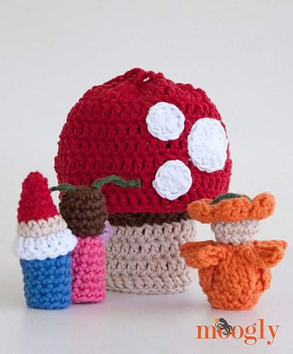 Magical Toadstool Finger Puppets Set photo 2