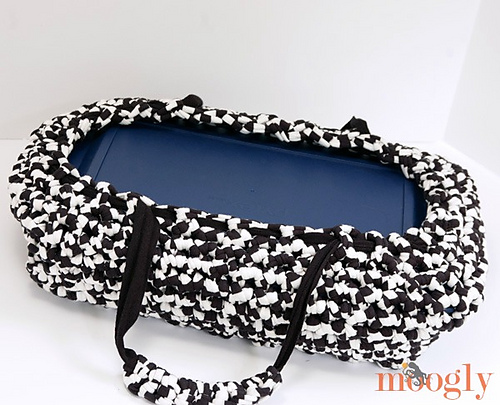 Chic Casserole and Cake Carrier photo 3
