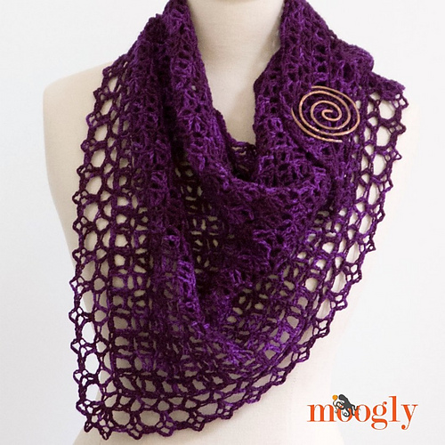 Fortune's Shawlette photo 8