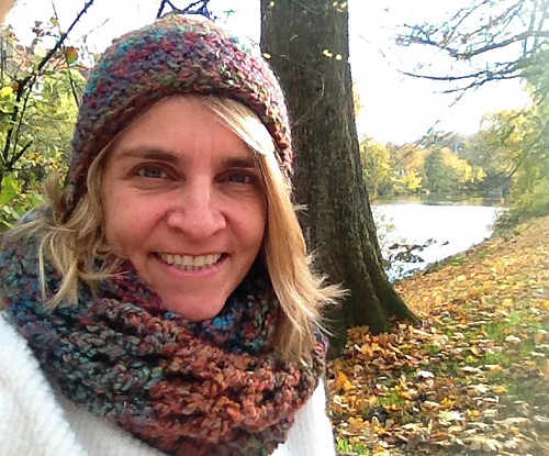Stavs autumn infinity scarf and hat photo 4
