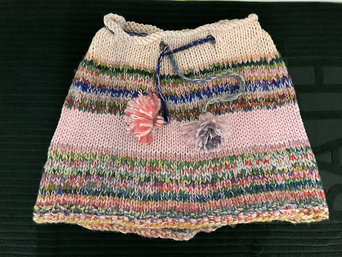 Cutie Pie Poncho & Hat To Knit photo 2