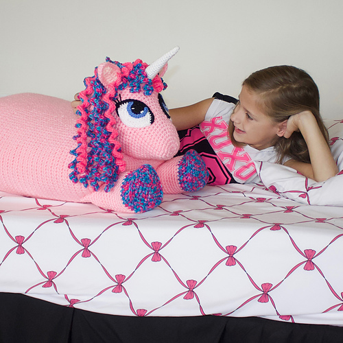 Ravelry Unicorn Body Pillow/Giant Stuffed Toy pattern by Joni Memmott