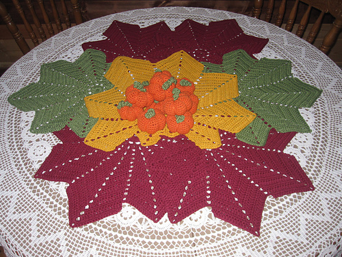 Chestnut Leaf Table Runner and Placemats photo 9