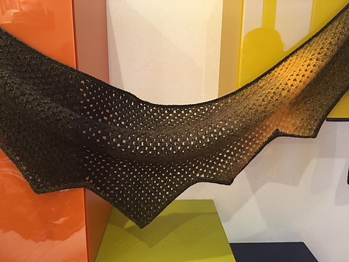 Gradient Granny multi-triangular shawl photo 5