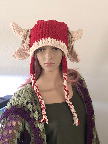 Ravelry: Horned Winter Hat pattern by Tevys Creates