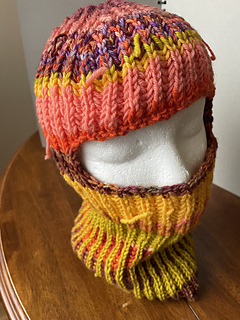 If you’re using scraps, it’s pretty easy to work parts of this in two-color brioche in the round, but the pattern doesn’t call for this. This one has it because I was bored and wanted to try it.