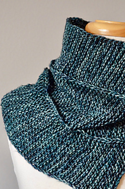 Kemmerer Cowl