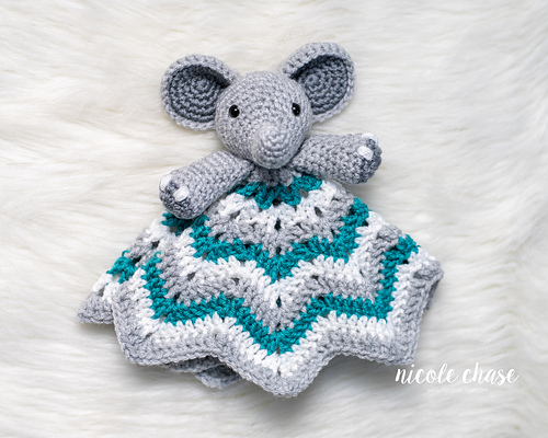 Hug Me Elephant Lovey photo 5