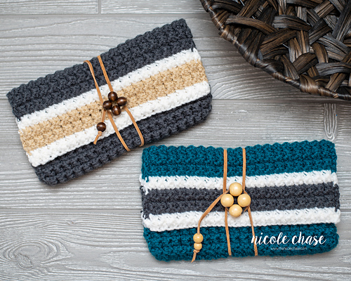 Seek Adventure Clutch photo 5