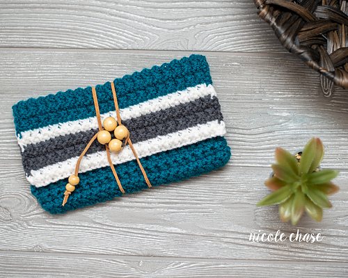 Seek Adventure Clutch photo 3