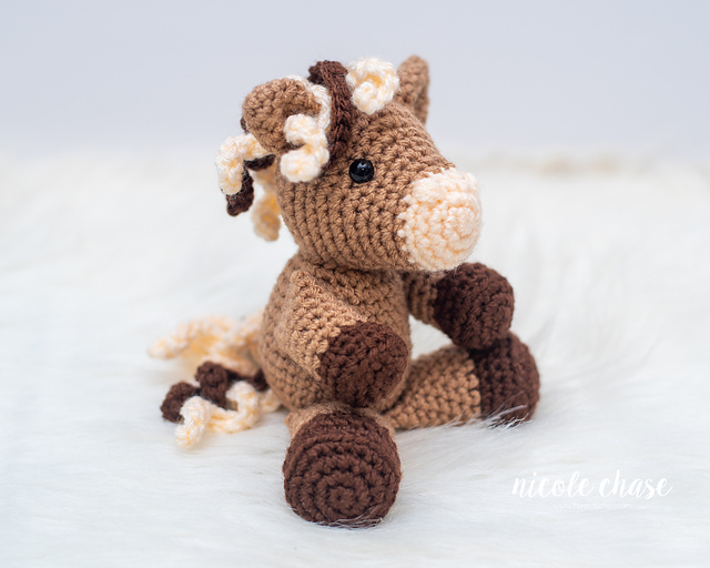 Hailey Horse Amigurumi Free Pattern