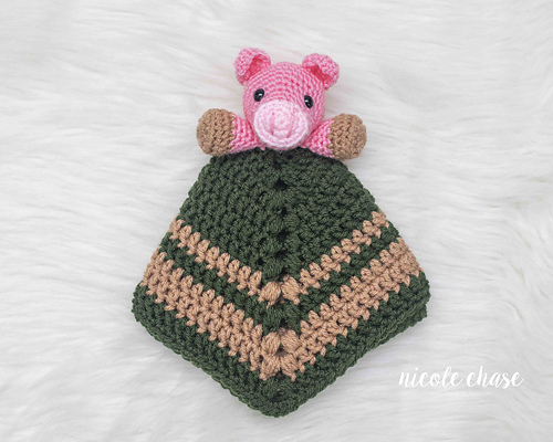 Hug Me Pig Lovey photo 4