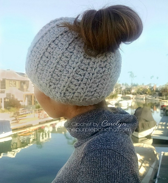 Ravelry: Messy Bun Hat pattern by 