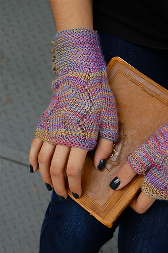 Fractured Light (Mittens) photo 1