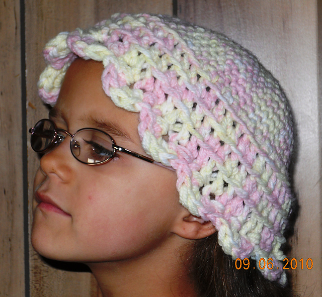 Ravelry: Girl's Colorspun Bonnet pattern by Wena' Knaup
