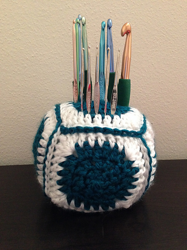 Crochet Hook Block photo 1