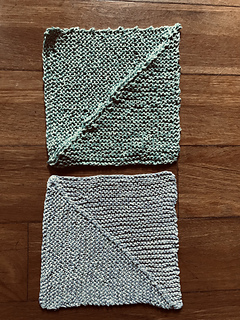 made two of six so far in the light blue + light green and  Light green + dark green.