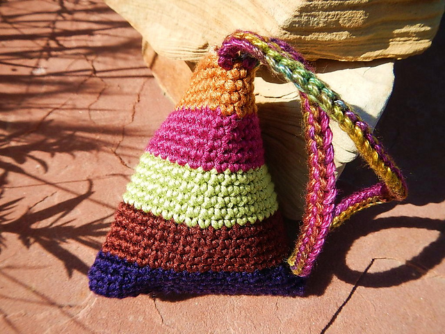 Ravelry: Silk Treasure Pouch pattern by Aimee J. Nemeth