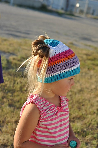 Audry sitt pigtail-lue - Heidi Yates