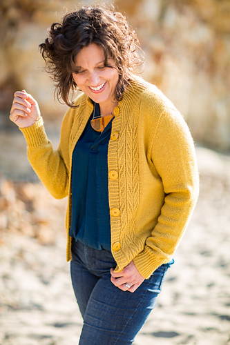 Ravelry: Toetoe pattern by Libby Jonson