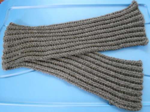 Simple Ribbed Hat, Mitts, Scarf photo 4