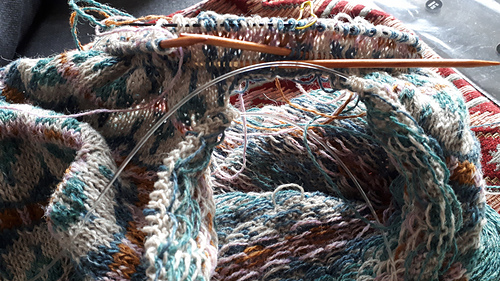 my fault, need to reknit the sleeveseparation :-1: