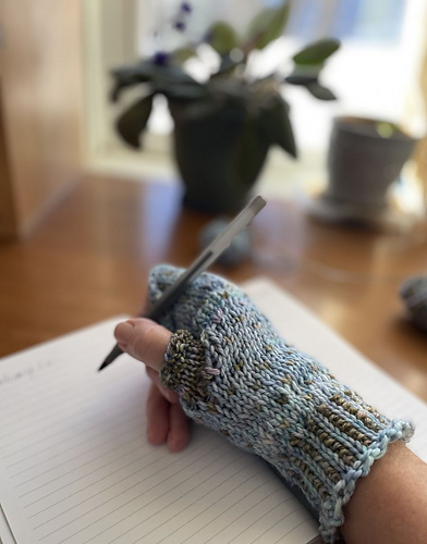 Imbolc Mitts