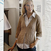 Beige trøje med hulstrik pattern 