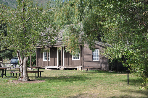 Huber Grove Apple Cozy photo 4