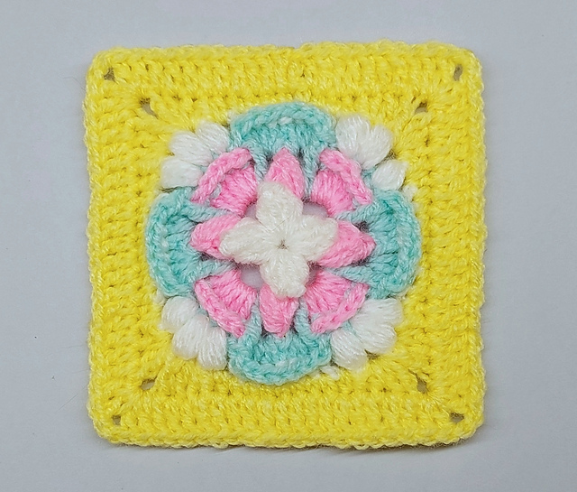 366 days of granny squares / Day 172