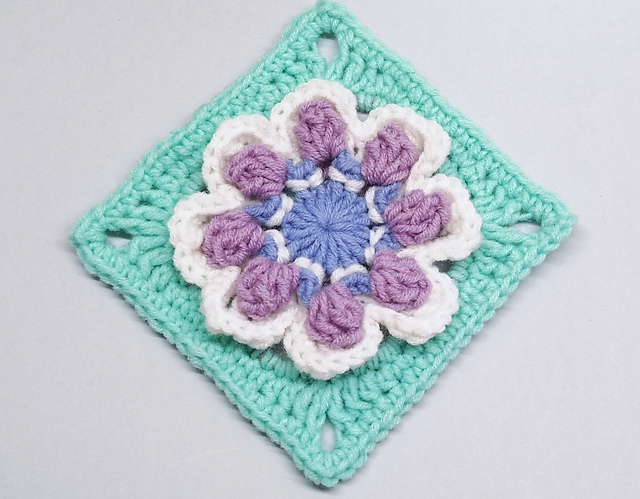Square with 3D flower #77