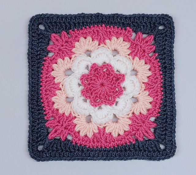 366 days of granny squares / Day 89