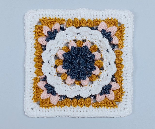 366 days of granny squares / Day 100