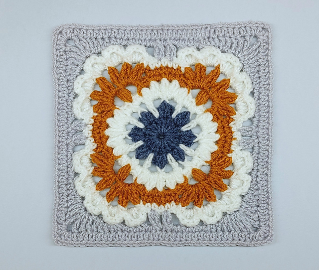 366 days of granny squares / Day 152