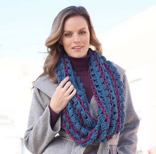 Lace Infinity Cowl photo 1